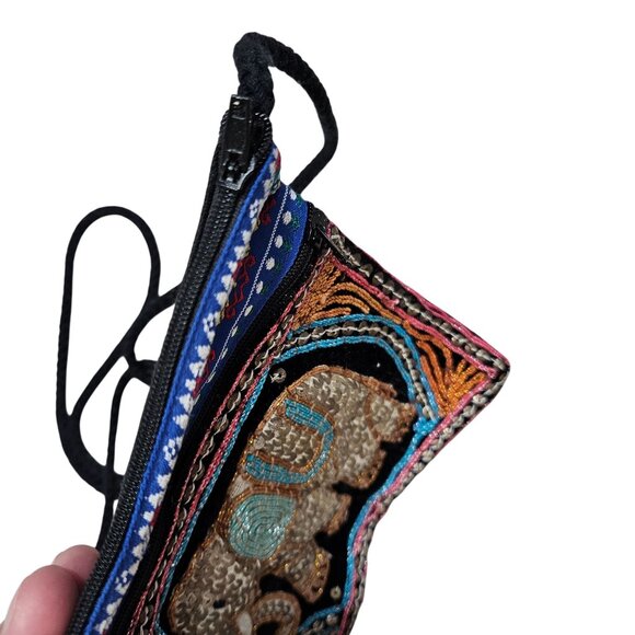 Handcrafted Elephant Crossbody Bag Sequin Zipper Closure Compact & Lightweight`1 - Picture 6 of 7